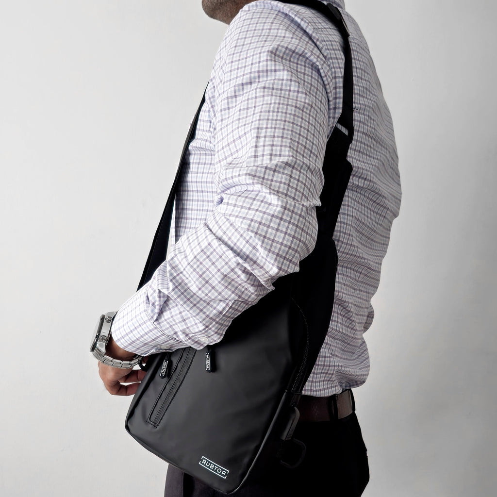 Bandolera RUBTOR Black | minimalista unisex resistente a salpicaduras