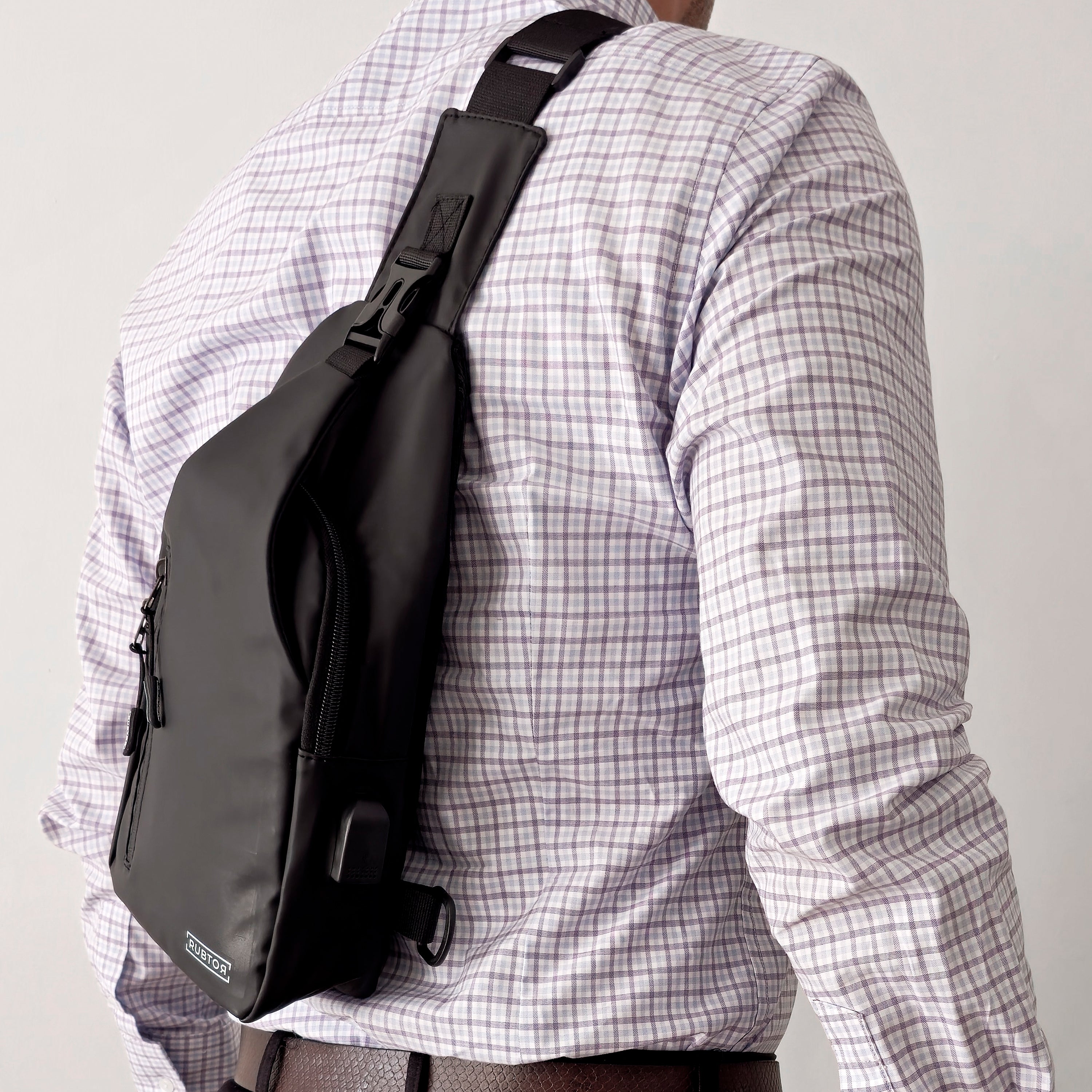 Bandolera RUBTOR Black | minimalista unisex resistente a salpicaduras